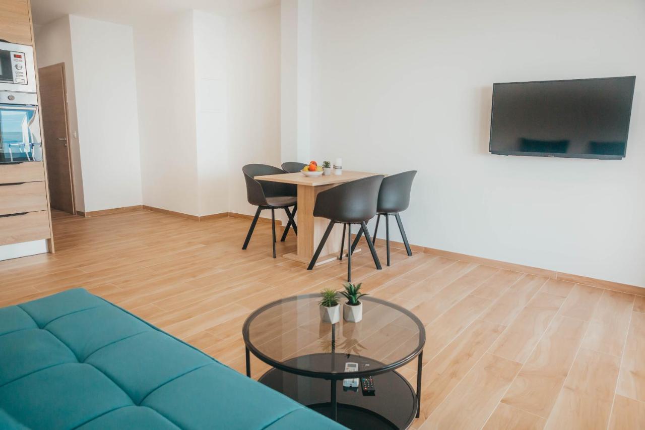 Apartments Nina Брист Екстер'єр фото