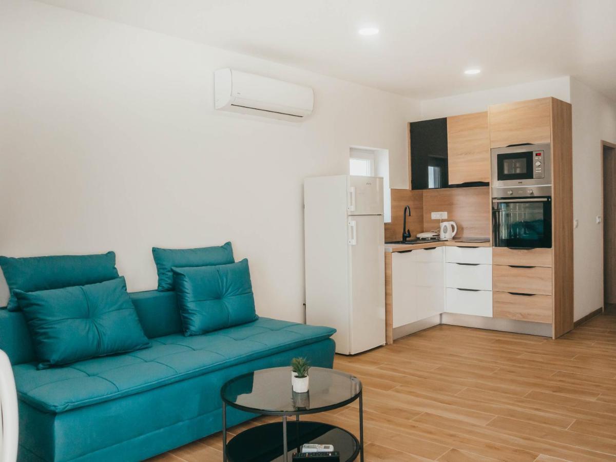 Apartments Nina Брист Екстер'єр фото