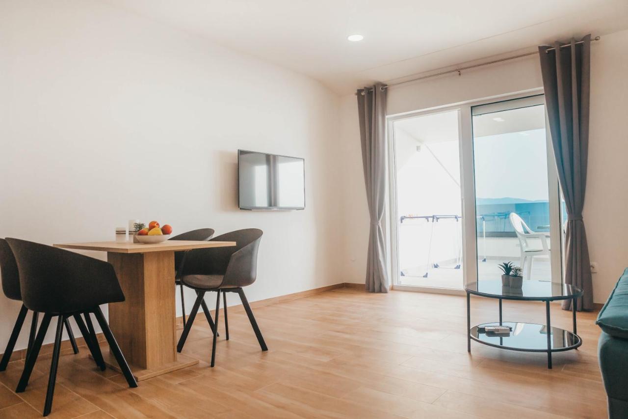 Apartments Nina Брист Екстер'єр фото