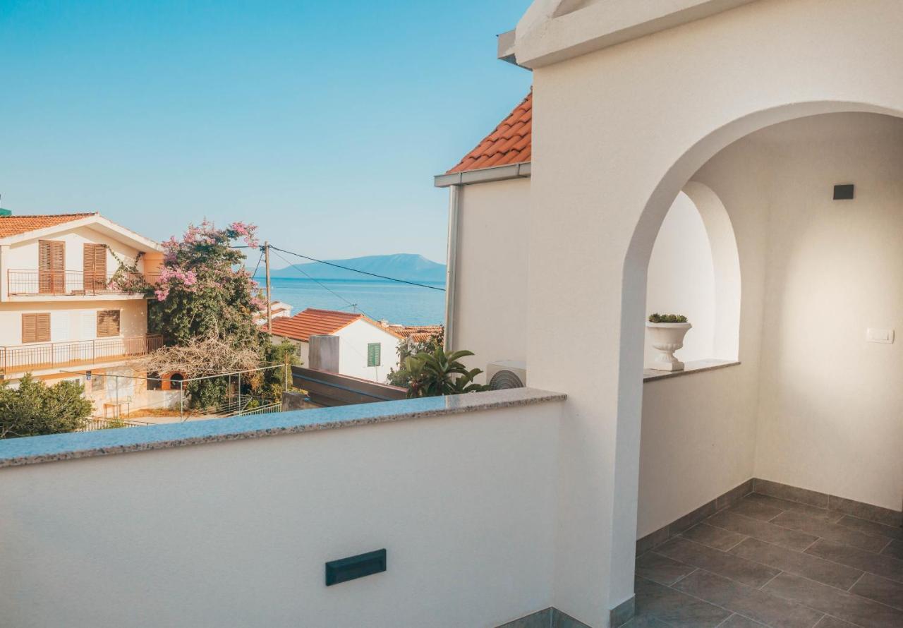 Apartments Nina Брист Екстер'єр фото