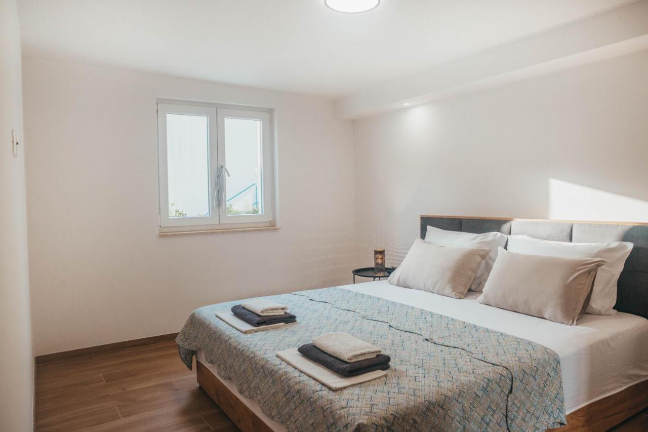 Apartments Nina Брист Екстер'єр фото
