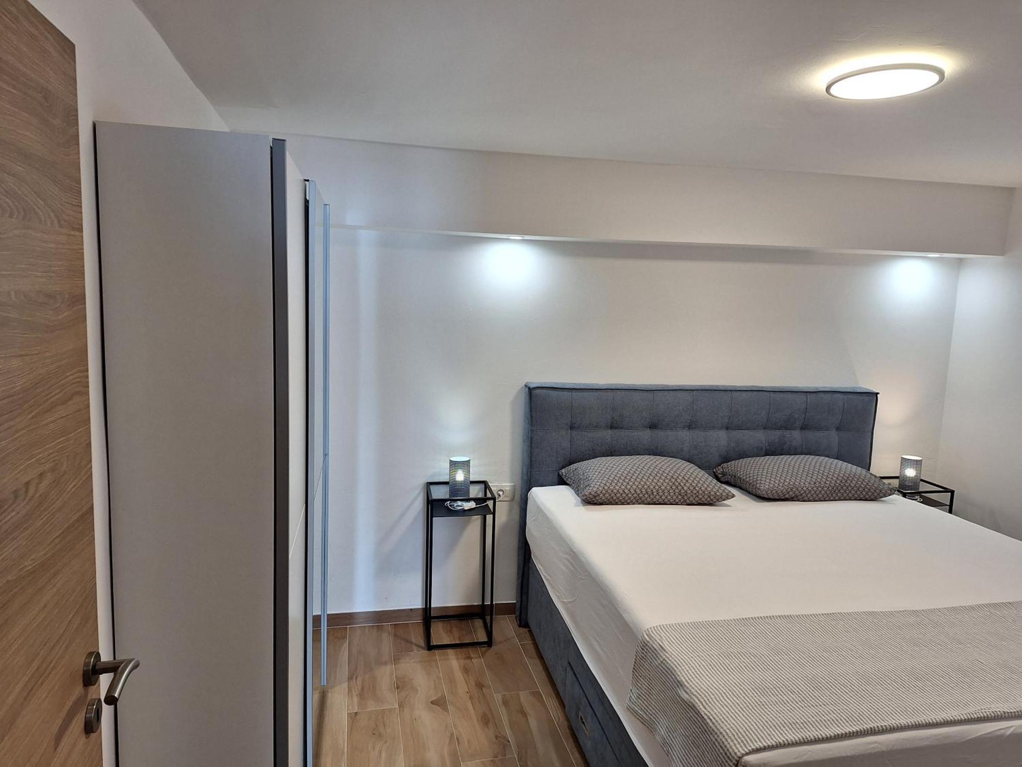 Apartments Nina Брист Екстер'єр фото