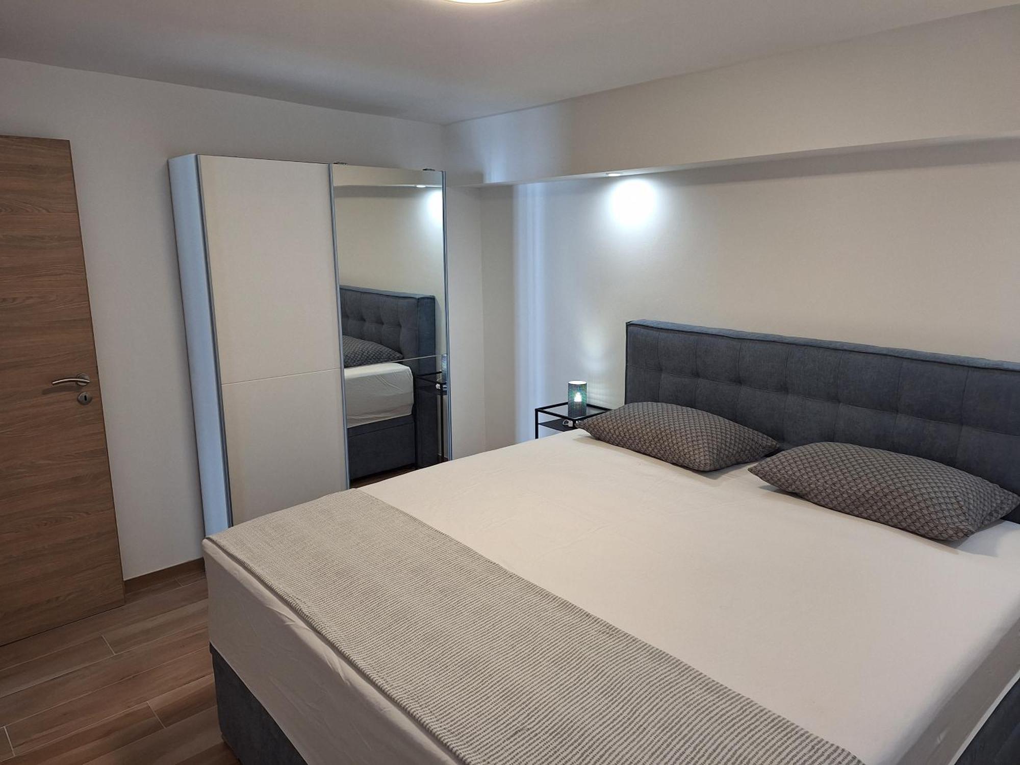 Apartments Nina Брист Екстер'єр фото
